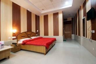 Hotel Hritik Palace, Khajjiar 4